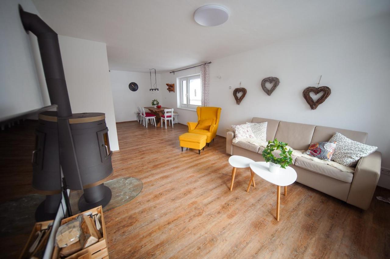 Cozy Nest In The Heart Of Kranjska Gora Apartment Exterior photo